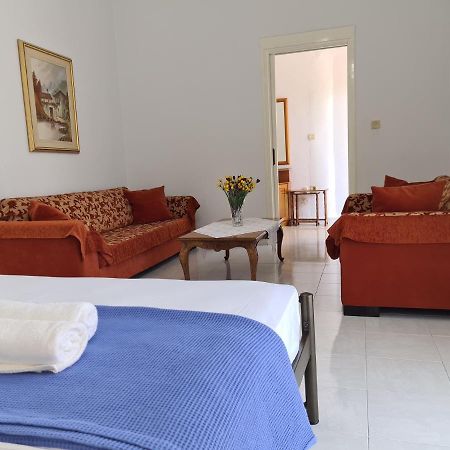 Grand Apartment Néa Khilí Dış mekan fotoğraf