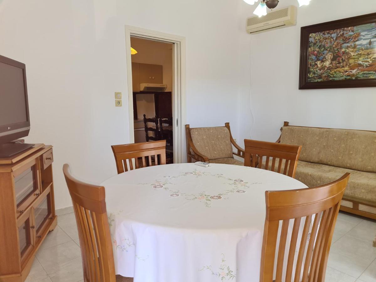 Grand Apartment Néa Khilí Dış mekan fotoğraf